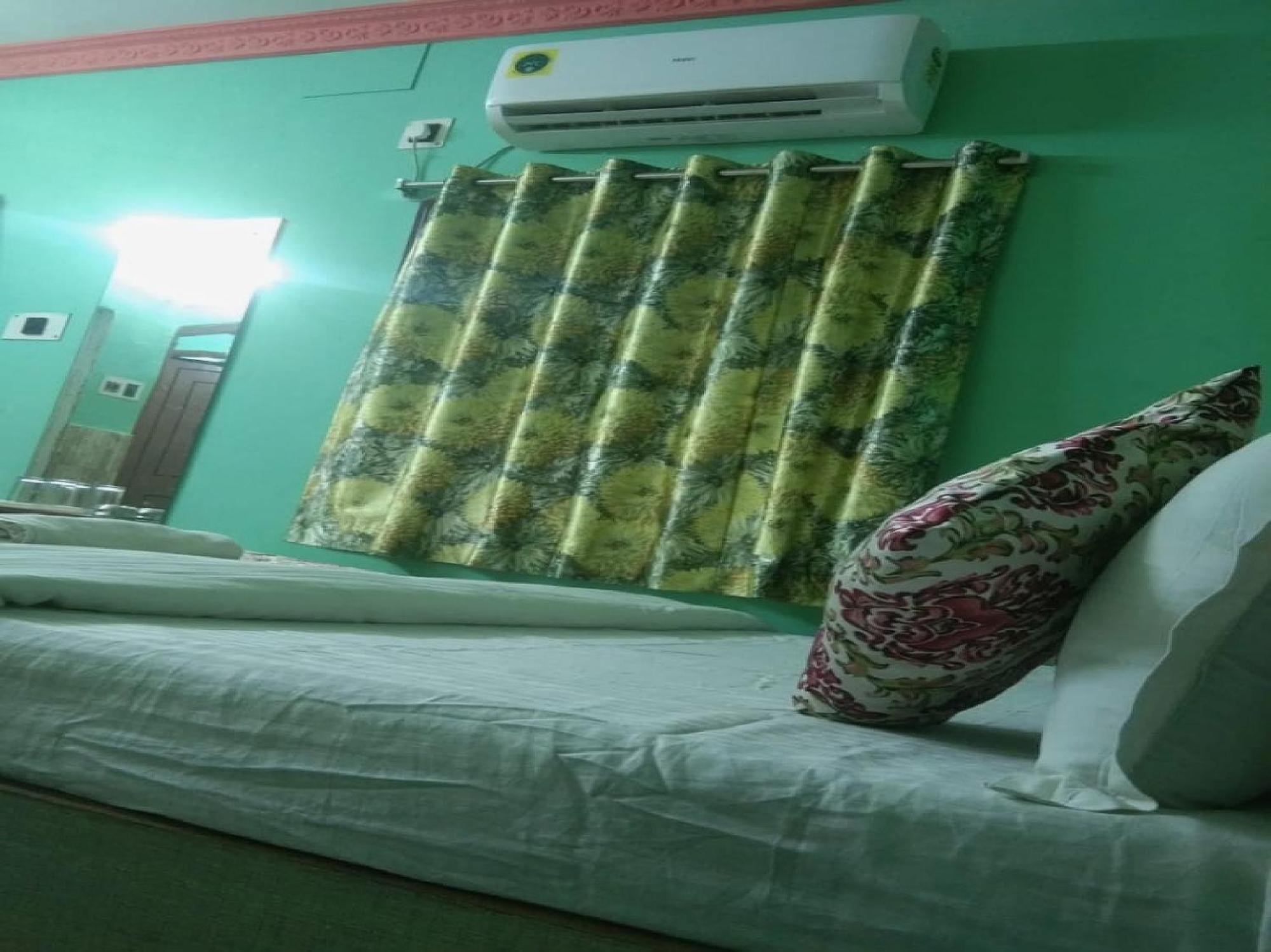 Hotel O Palace Inn Near Acropolis Mall Jādabpur المظهر الخارجي الصورة
